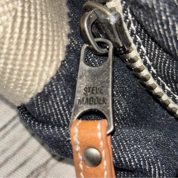 Steve Madden Weekender Duffle Travel Denim Bag UNISEX - Picture 5 of 13